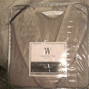 Wamsutta Ultra Plush Robe